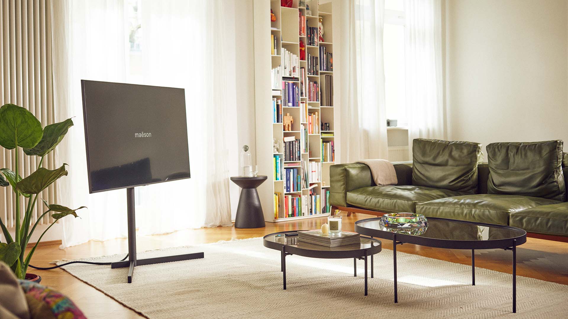 maeson_tv-stand_living_lifestyle_breittJokYaFGmzAaz Maeson TV-Stand Design TV-Standfuss M