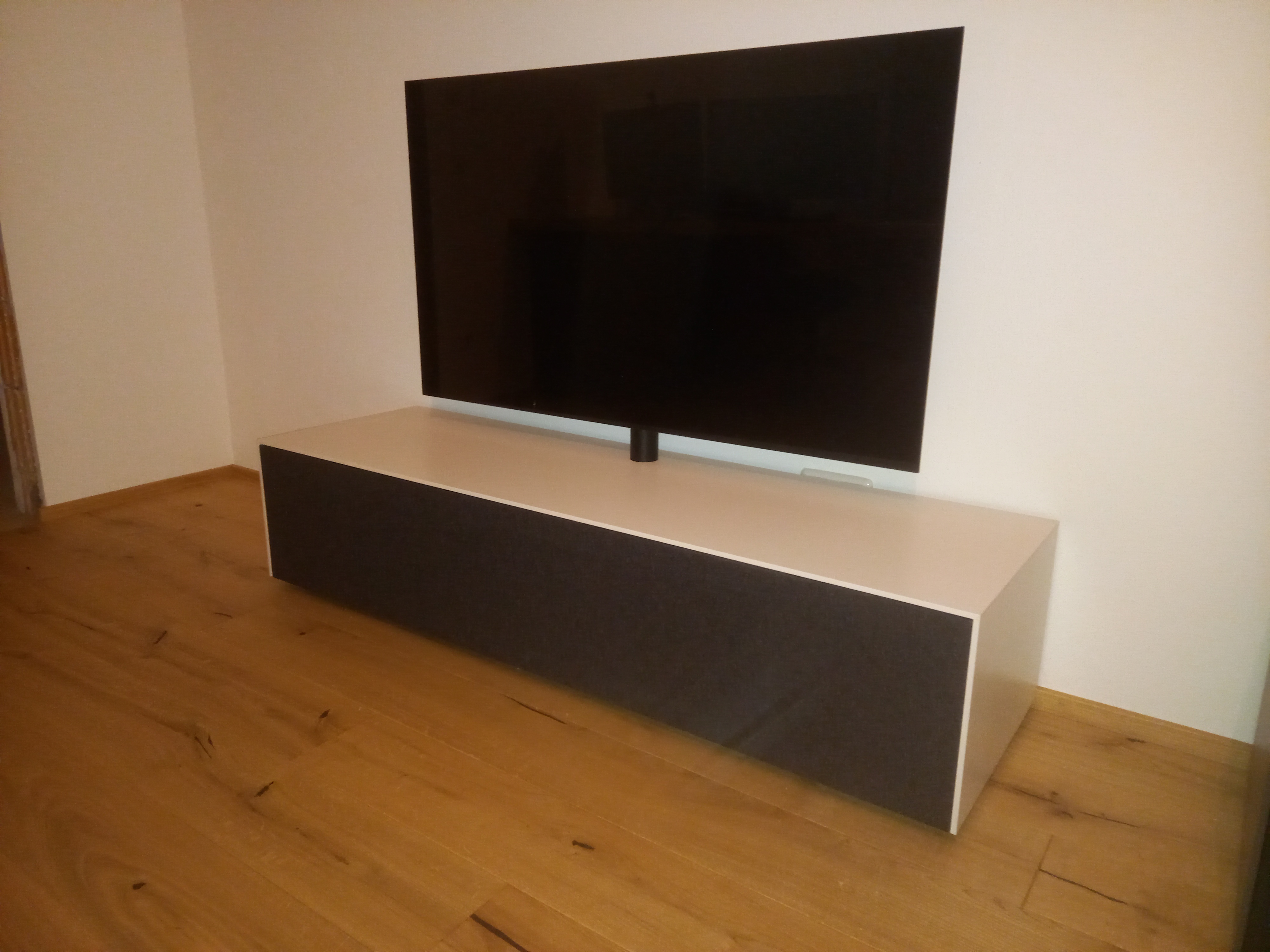 Monaco TV-Möbel Ausstellungsstück Soundbarvariante Weiß Matt 160 cm Monaco TV-Möbel Ausstellungsstück Soundbarvariante Weiß Matt 160 cm